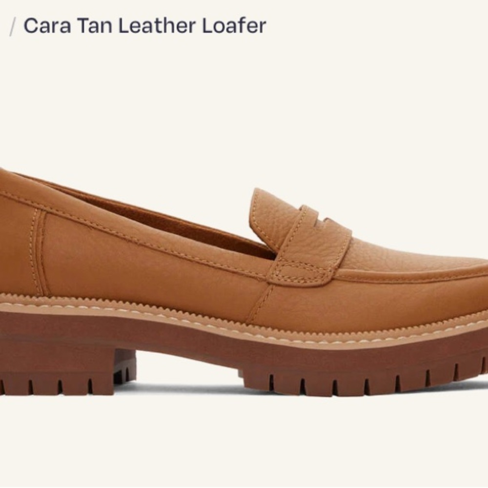 Toms Cara Tan Leather Loafer - size 8.5